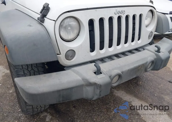 1C4BJWDG2HL743379: 44353775