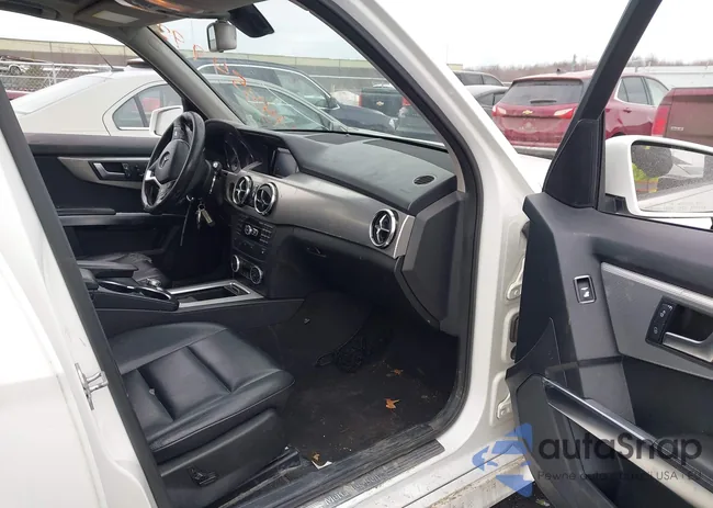 WDCGG8JB0EG320758: 44354992