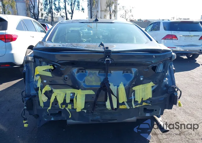 3FA6P0SU1JR110617: 44355081