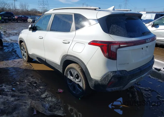 KNDEUCAA9R7656141: 44355156