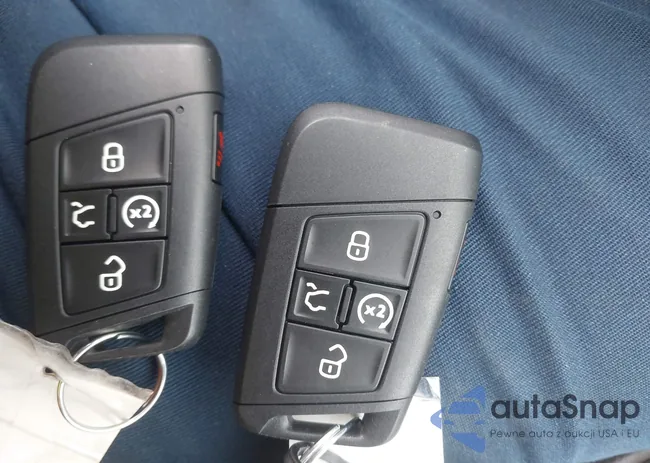 3VVVC7B28SM034130: 44355193