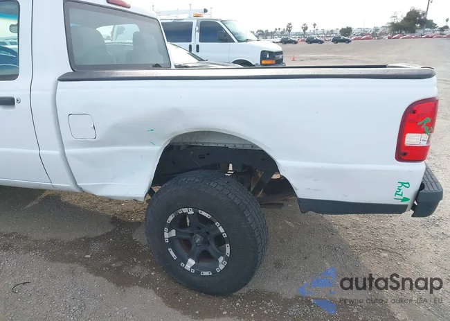 1FTYR10D69PA69443: 44355204