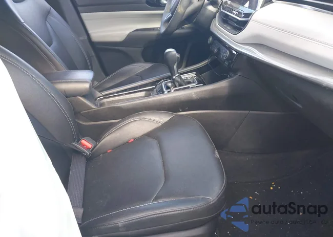 3C4NJDCNXST570904: 44355298