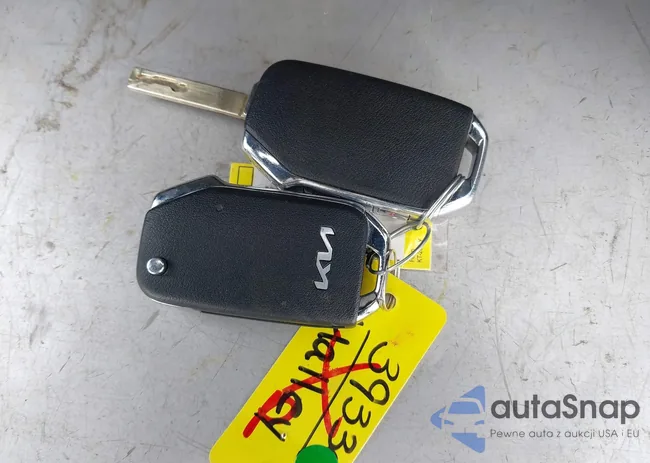 KNDJ23AU8N7186449: 44355308