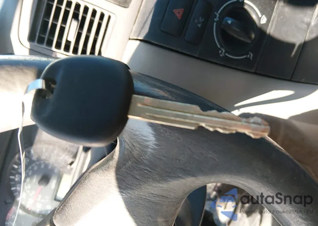 2T1BR32E98C890136: 44355361