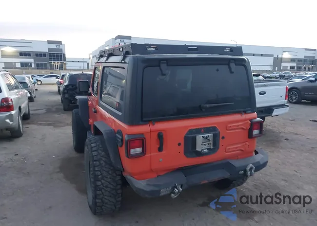 1C4HJXCN0KW566885: 44355438