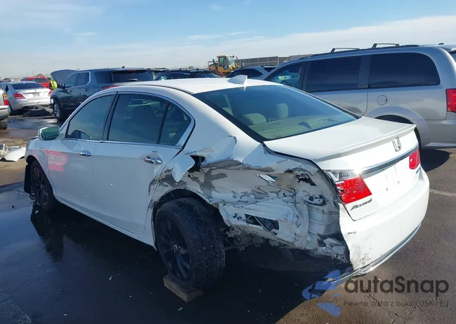 1HGCR6F37FA005367: 44355455