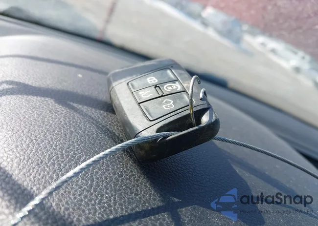 3VV2B7AX2JM166754: 44355528