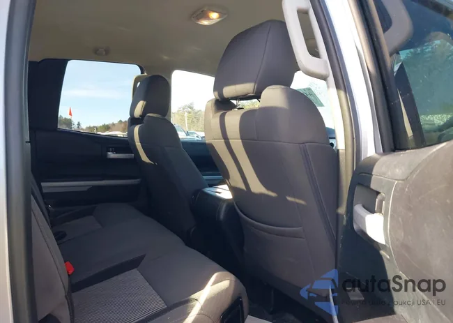 5TFUY5F12HX586582: 44354628