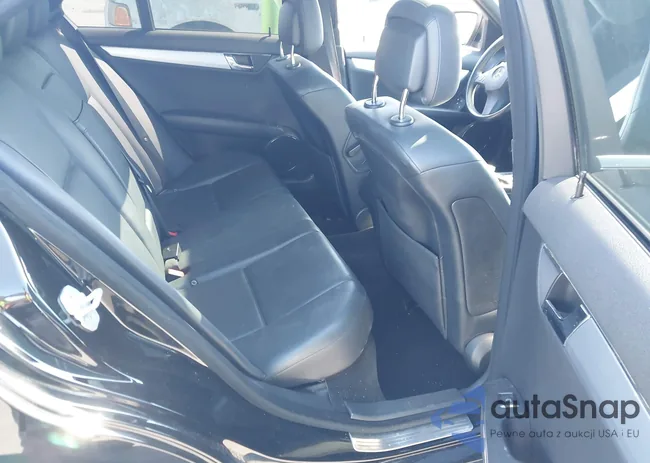 WDDGF54X18R035385: 44354642