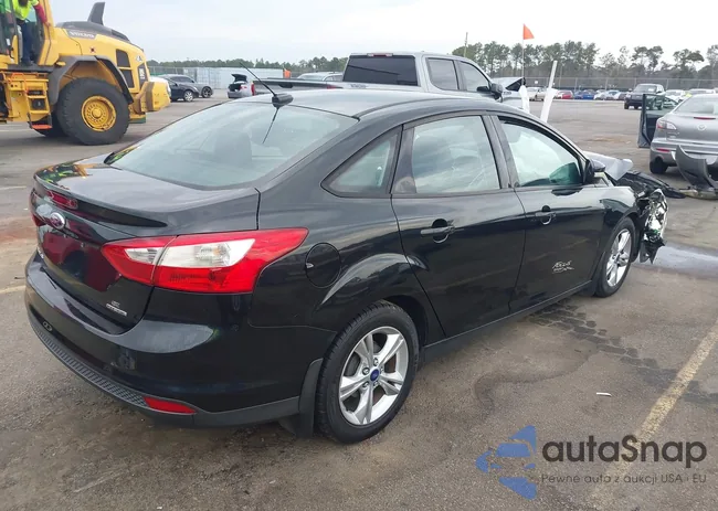 1FADP3F29EL142172: 44354676