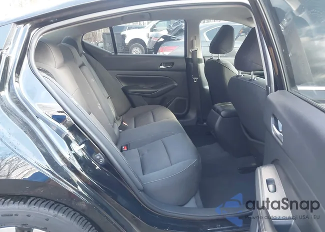 1N4BL4DV6NN386355: 44354697