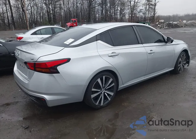 1N4BL4CV9KC144359: 44354703