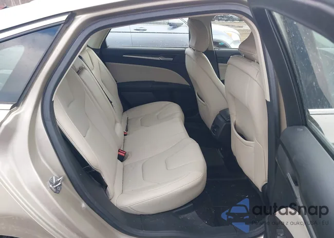 3FA6P0K94HR173975: 44354729