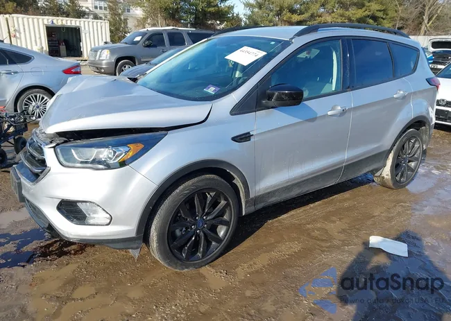 1FMCU9GD8KUB74243: 44354774