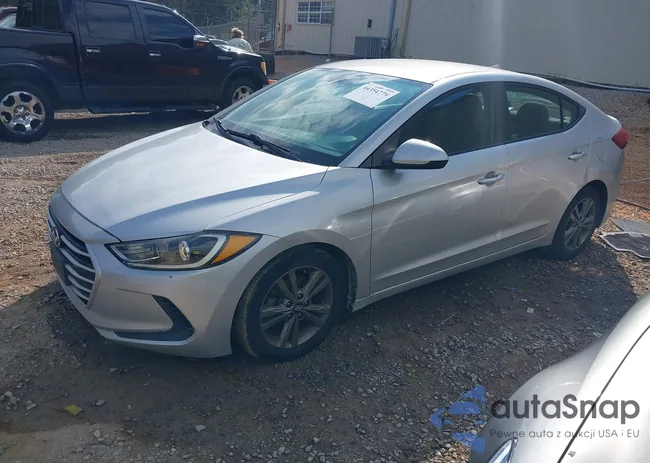 5NPD84LF6JH300258: 44354779