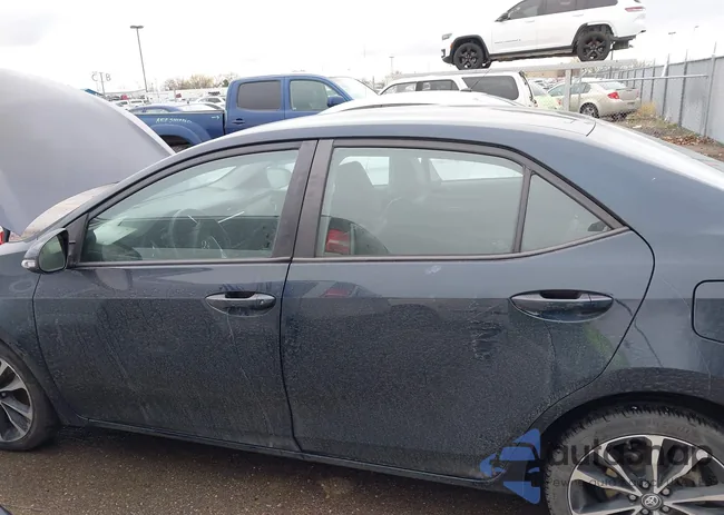 2T1BURHE8JC057071: 44356017