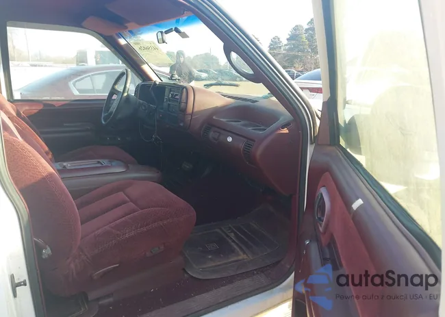 1GCGC29R8TE154532: 44356026