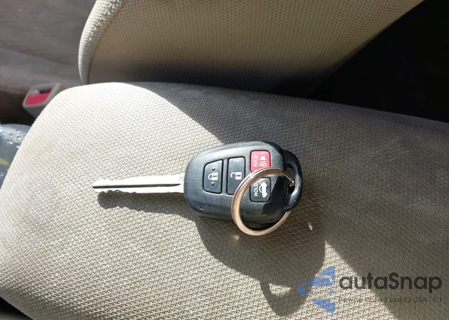 2T1BURHE0EC076610: 44356085