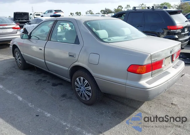 4T1BF22K8YU105645: 44356094