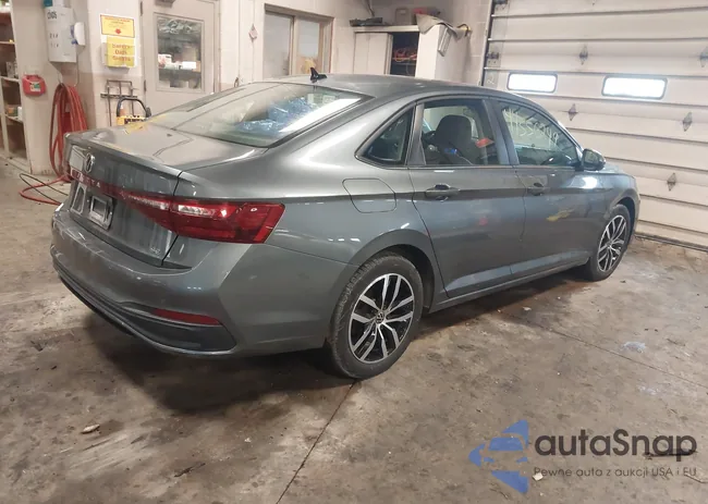 3VW7X7BUXSM012916: 44356249