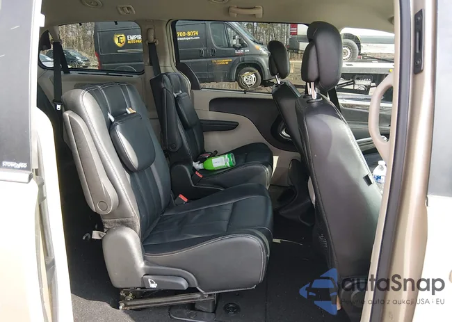 2C4RC1BG4ER231544: 44356395