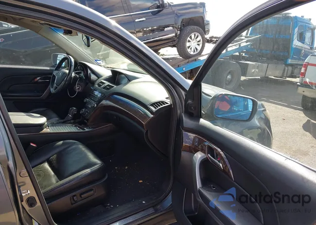 2HNYD2H53BH515019: 44356460