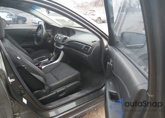 1HGCR2F5XDA269920: 44355544