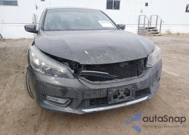 1HGCR2F5XDA269920: 44355544