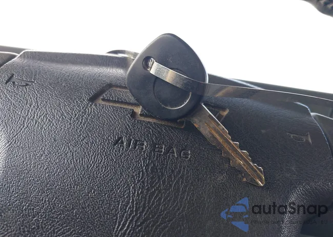 2GCEK19T831296400: 44355563