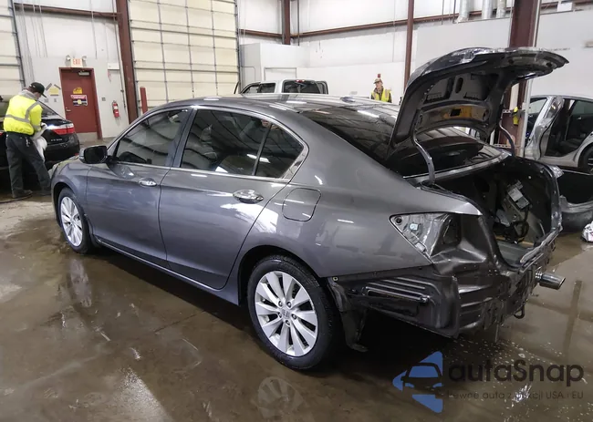 1HGCR2F8XEA291217: 44355570