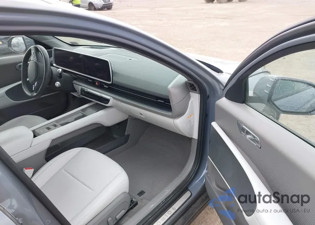 KMHM54AC9SA086565: 44355611