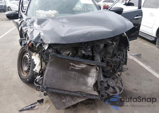 JN8AT2MT7GW021144: 44355738