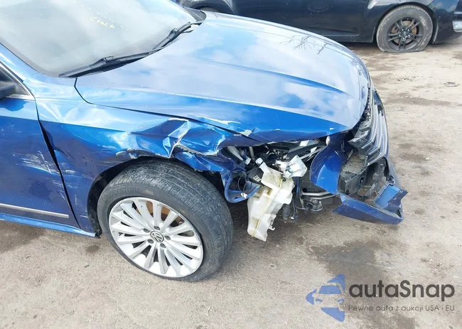 1VWBT7A3XHC001763: 44355771