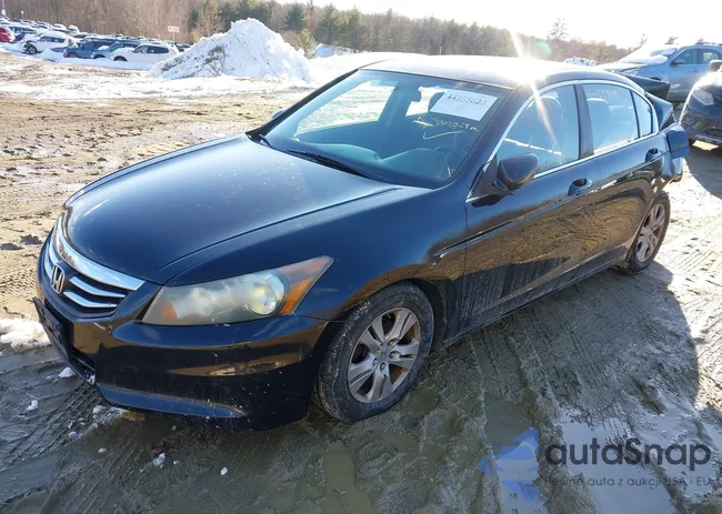 1HGCP2F68CA071303: 44355825