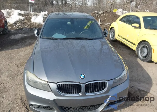 WBAPM5C56BE575651: 44355892