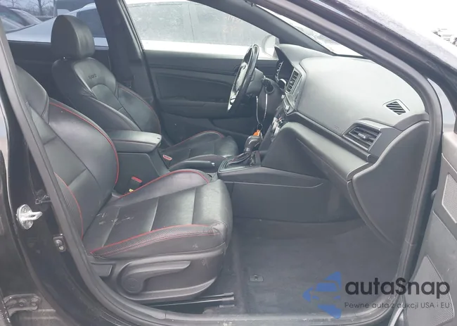 KMHD04LBXKU886874: 44357133