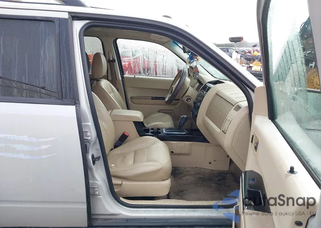 1FMCU041X8KB85769: 44357213