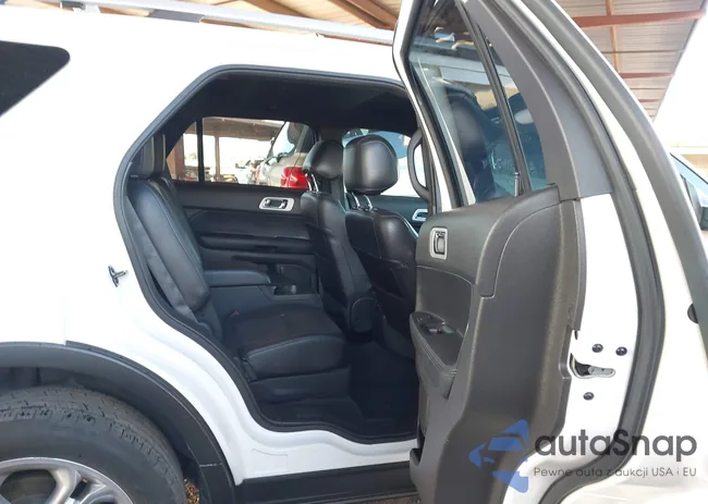 1FM5K8F82FGA28020: 44357251