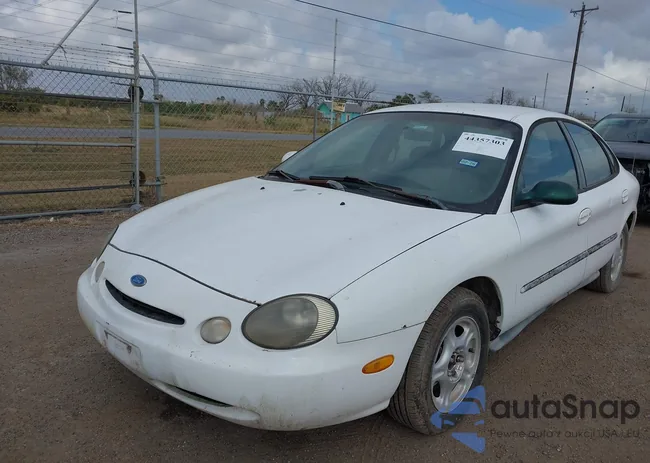 1FALP52UXVA194940: 44357303