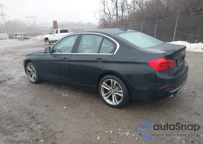 WBA8D9G53HNU61265: 44357357