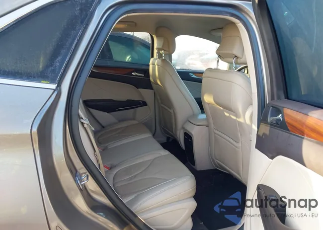 5LMCJ2D96HUL20368: 44357406