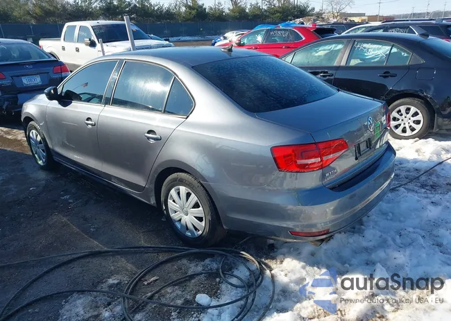 3VW2K7AJ1FM404432: 44357437