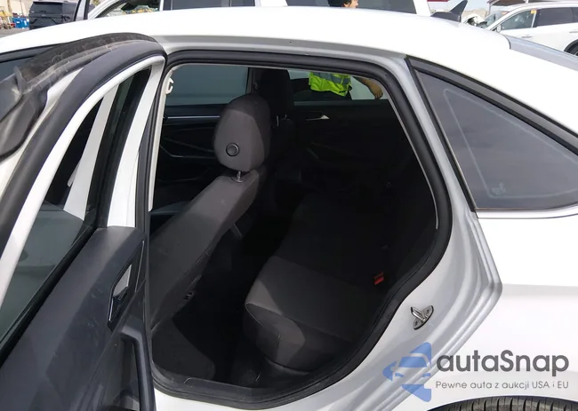 3VWC57BU3MM095743: 44357508