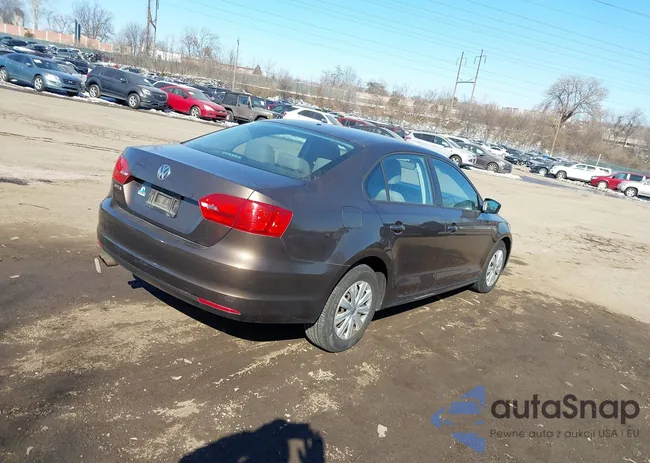 3VW2K7AJ1EM290916: 44357519