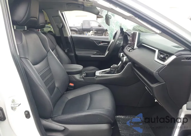 2T3A1RFV8RW431168: 44357532