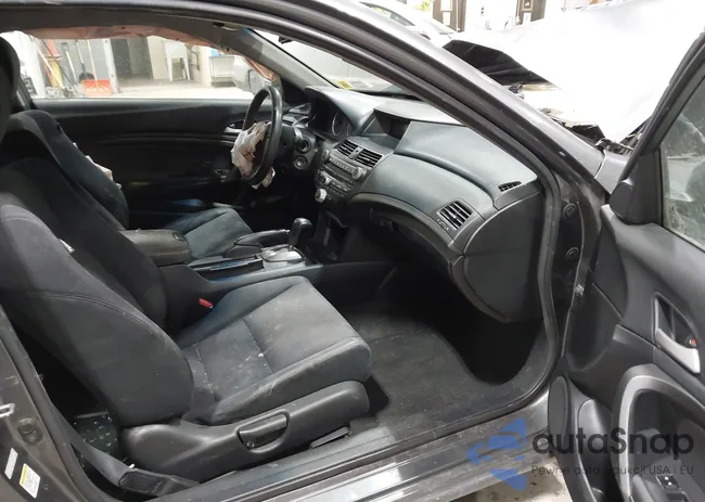 1HGCS1B32BA017112: 44356553