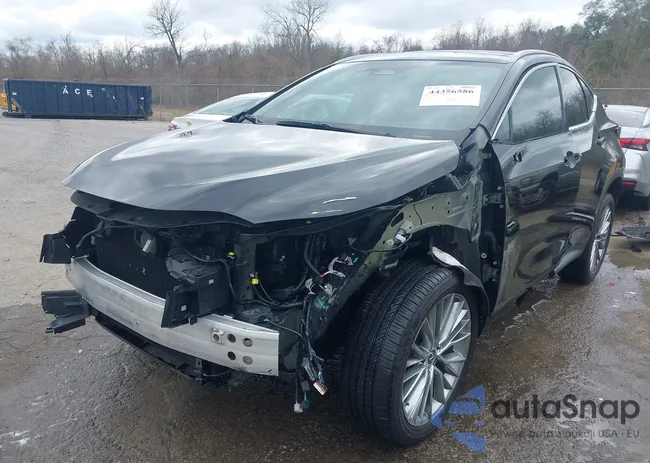 2T2HGCEZ3NC011753: 44356586