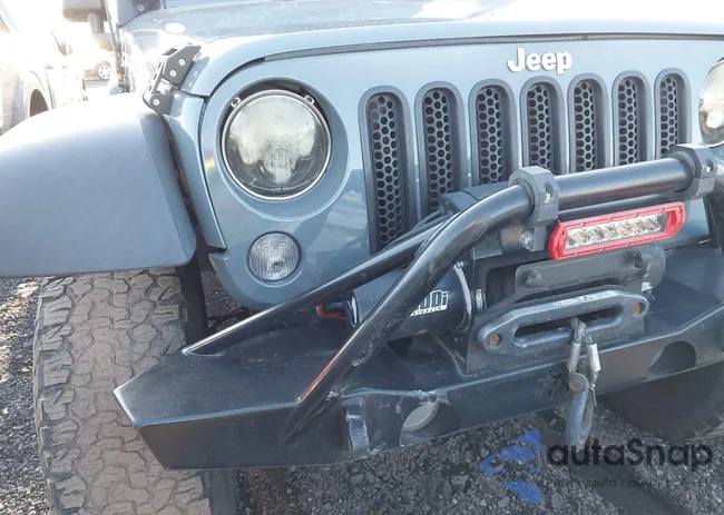 1C4HJWCG8EL189627: 44356595