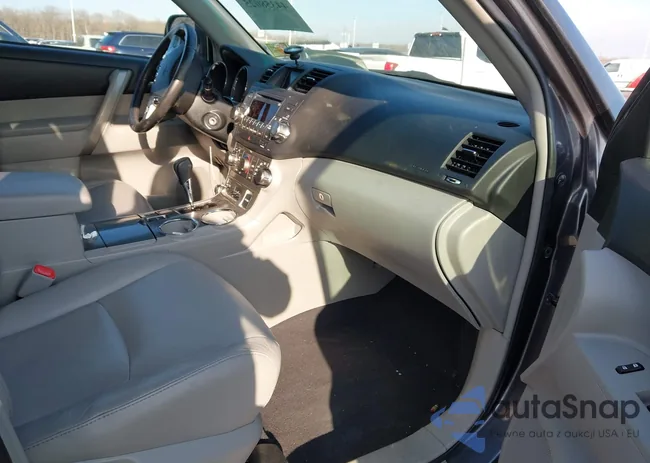 5TDBK3EH2CS143438: 44358025